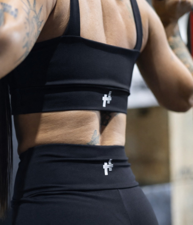 Conjunto Elastra Comfort Fit